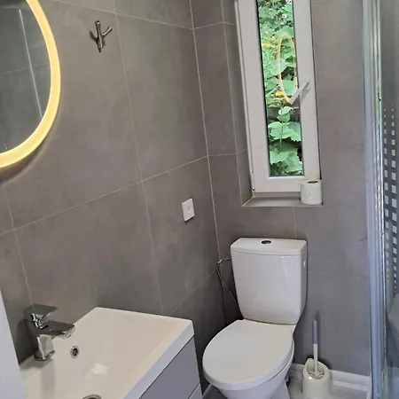 Hugo House Holiday home *